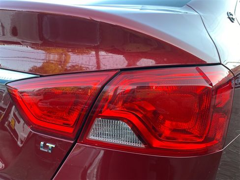 Used 2019 Chevrolet Impala LT image 19