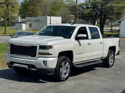 Used 2017 Chevrolet Silverado 1500 LT w/ All Star Edition AWD/4WD image 1
