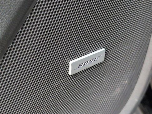 Used 2023 Chevrolet Traverse Premier image 25