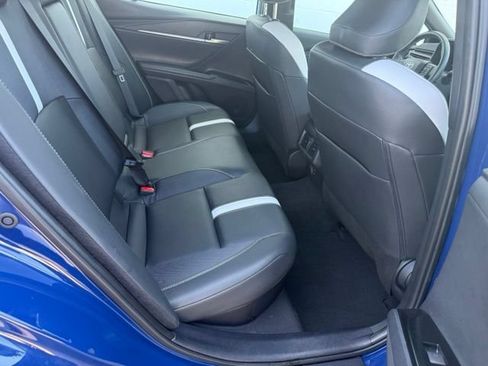 Used 2025 Toyota Camry SE FWD image 11