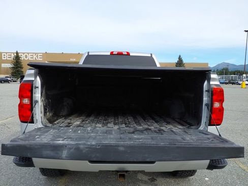 Used 2019 Chevrolet Silverado 1500 LT w/ All Star Edition AWD/4WD image 23