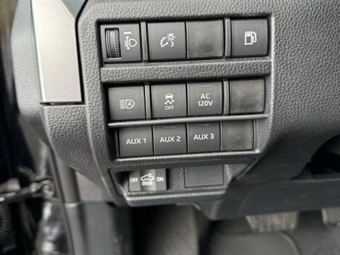 New 2025 Toyota Tacoma TRD Off-Road image 15