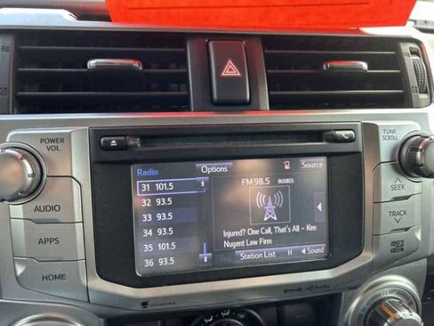 Used 2017 Toyota 4Runner SR5 RWD image 7