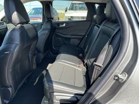 New 2025 Ford Escape SE FWD image 33