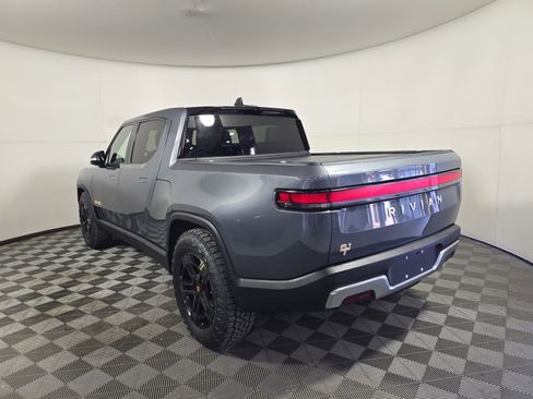 Used 2022 Rivian R1T Launch Edition AWD/4WD image 3