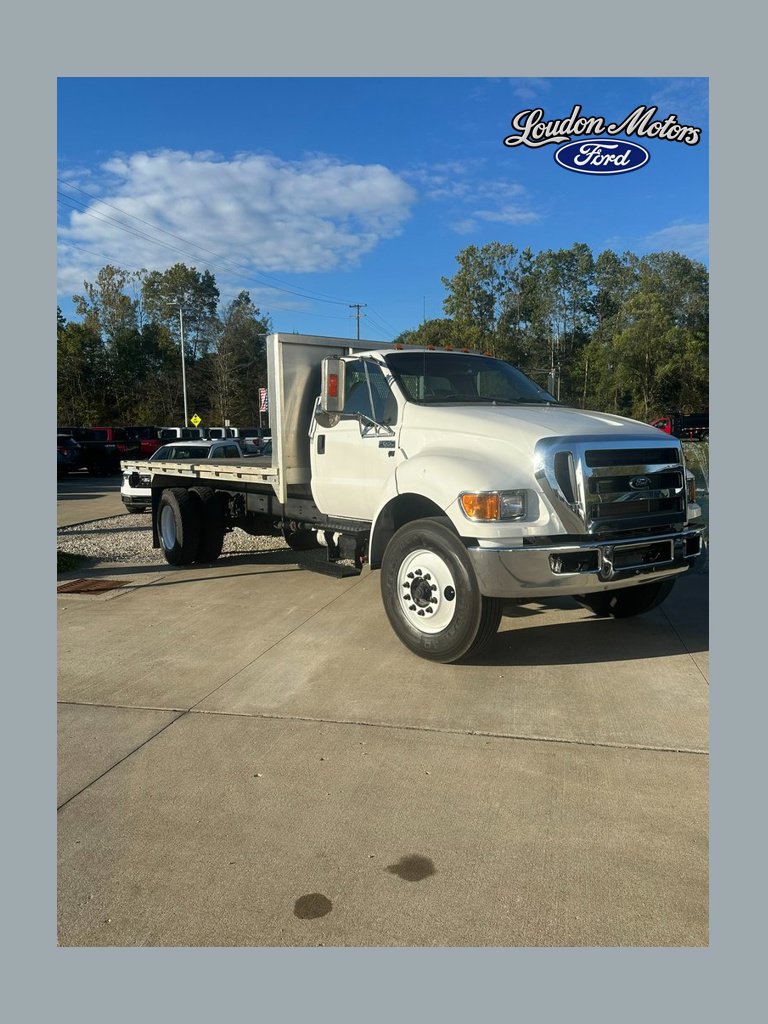 Used 2015 Ford F650 2WD Regular Cab Super Duty image 1