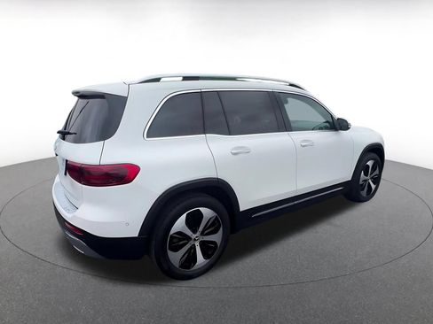 Used 2025 Mercedes-Benz GLB 250 image 11