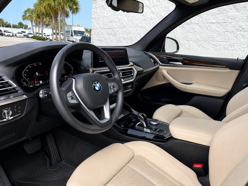 Used 2024 BMW X3 sDrive30i w/ Convenience Package RWD image 2