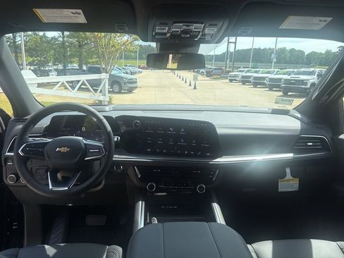 New 2026 Chevrolet Suburban LT w/ Comfort Package RWD image 48