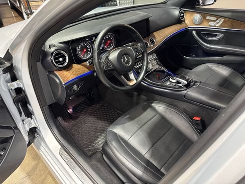 Used 2017 Mercedes-Benz E 400 4MATIC Wagon image 89