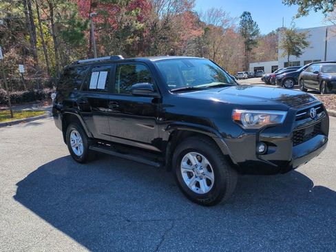 Certified 2023 Toyota 4Runner SR5 image 3