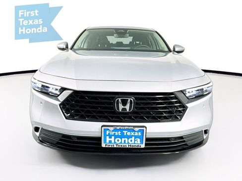 Used 2025 Honda Accord EX-L image 2