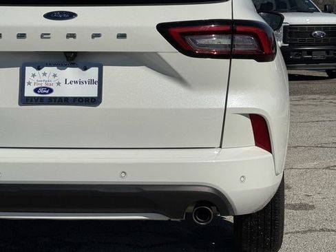 Used 2023 Ford Escape ST-Line w/ Tech Pack #1 image 6