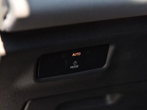 New 2026 Volkswagen Tiguan SE R-Line AWD/4WD image 11