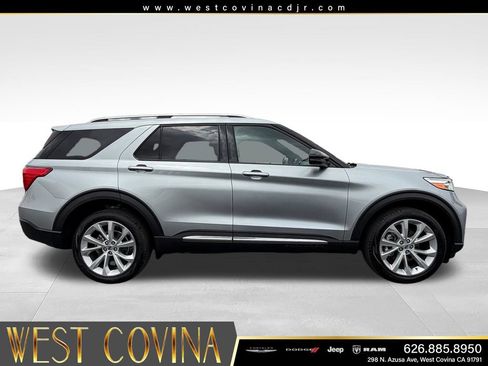 Used 2024 Ford Explorer Platinum w/ Technology Package AWD/4WD image 8