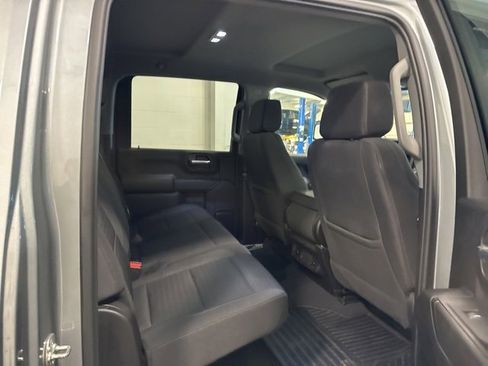 Used 2025 Chevrolet Silverado 2500 Custom w/ Custom Value Package image 21
