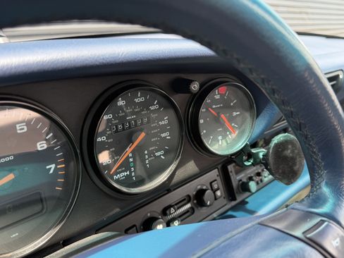 Used 1992 Porsche 911 Cabriolet image 34
