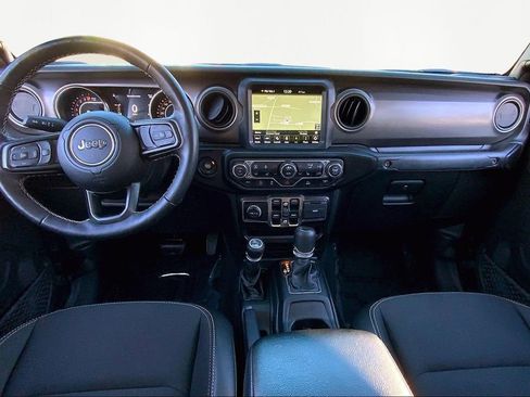 Used 2021 Jeep Gladiator Sport image 7