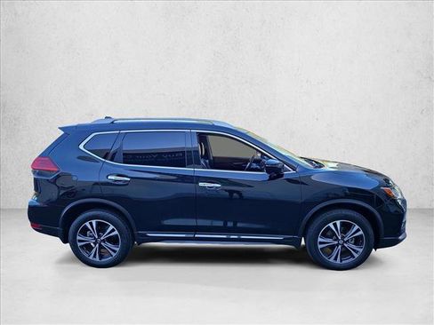 Used 2017 Nissan Rogue SL AWD/4WD image 4