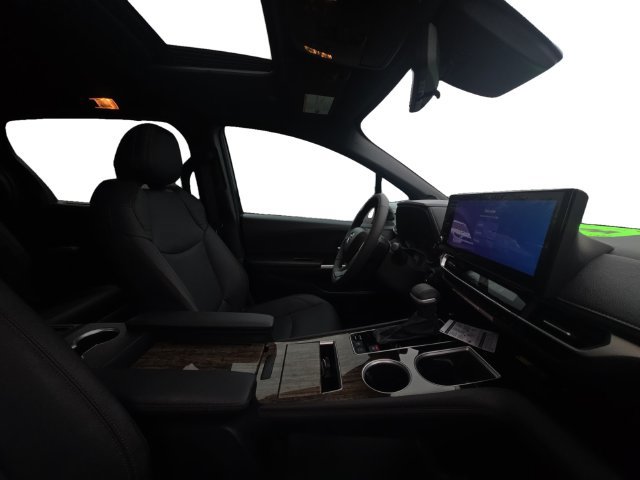 Certified 2026 Toyota Sienna Limited FWD image 16