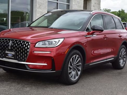 Used 2023 Lincoln Corsair Reserve w/ Equipment Group 201A AWD/4WD image 16