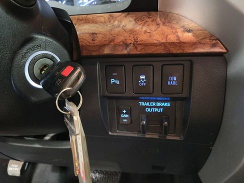 Used 2019 Toyota Tundra 1794 Edition image 18