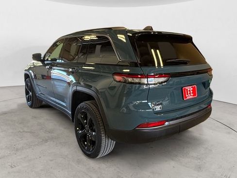 New 2026 Jeep Grand Cherokee Limited w/ Limited Altitude Package AWD/4WD image 3