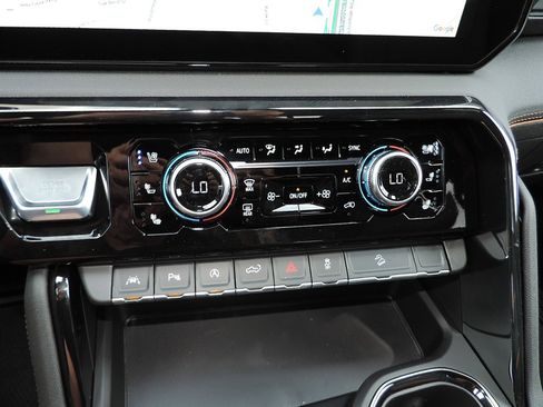 New 2026 GMC Sierra 1500 AT4 w/ AT4 Premium Package image 22