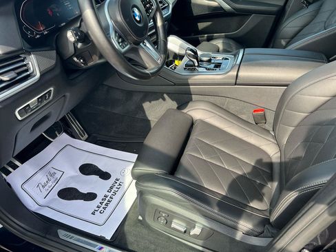 Used 2023 BMW X6 xDrive40i w/ M Sport Package AWD/4WD image 10