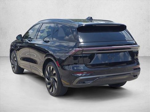 Used 2025 Lincoln Nautilus Reserve w/ Jet Appearance Package AWD/4WD image 7
