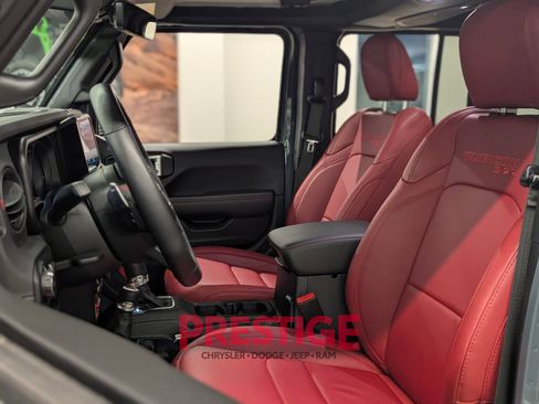 Used 2024 Jeep Wrangler Unlimited Rubicon 392 AWD/4WD image 26