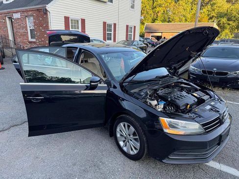 Used 2015 Volkswagen Jetta TDI SE image 8