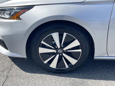 Certified 2022 Nissan Altima 2.5 SV image 10
