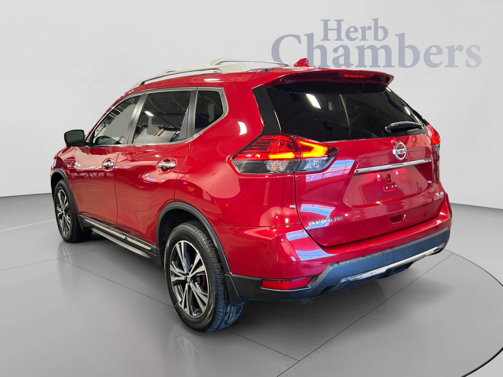 Used 2017 Nissan Rogue SL w/ SL Premium Package AWD/4WD image 3