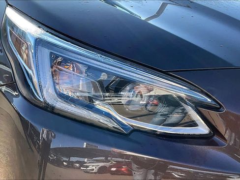 Used 2022 Subaru Outback Limited image 27