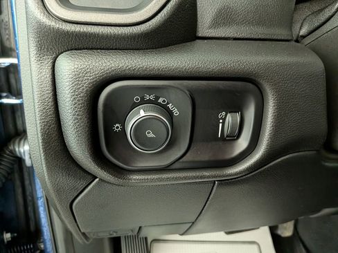 Used 2022 RAM 2500 Tradesman AWD/4WD image 16