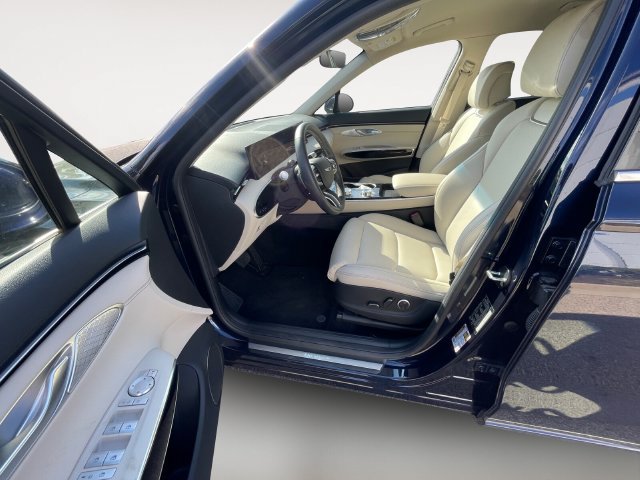 Used 2026 Genesis GV70 2.5T AWD/4WD image 7