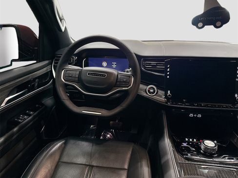 Used 2022 Jeep Wagoneer Series III w/ Flexible Seating Group image 23