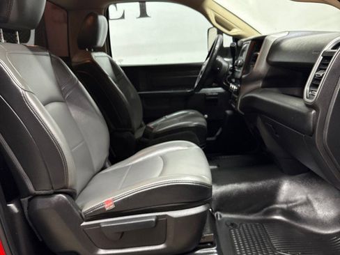 Used 2020 RAM 3500 Tradesman w/ Chrome Appearance Group image 18