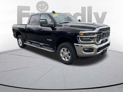 Used 2025 RAM 2500 Big Horn AWD/4WD image 7