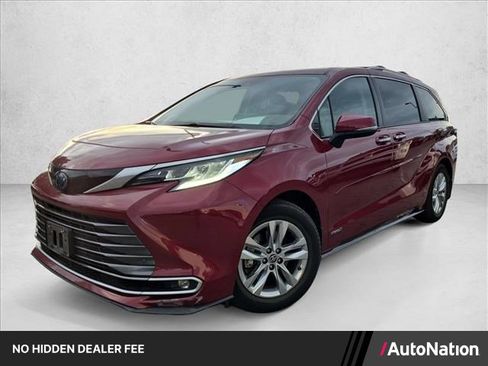Used 2021 Toyota Sienna Limited AWD/4WD image 1