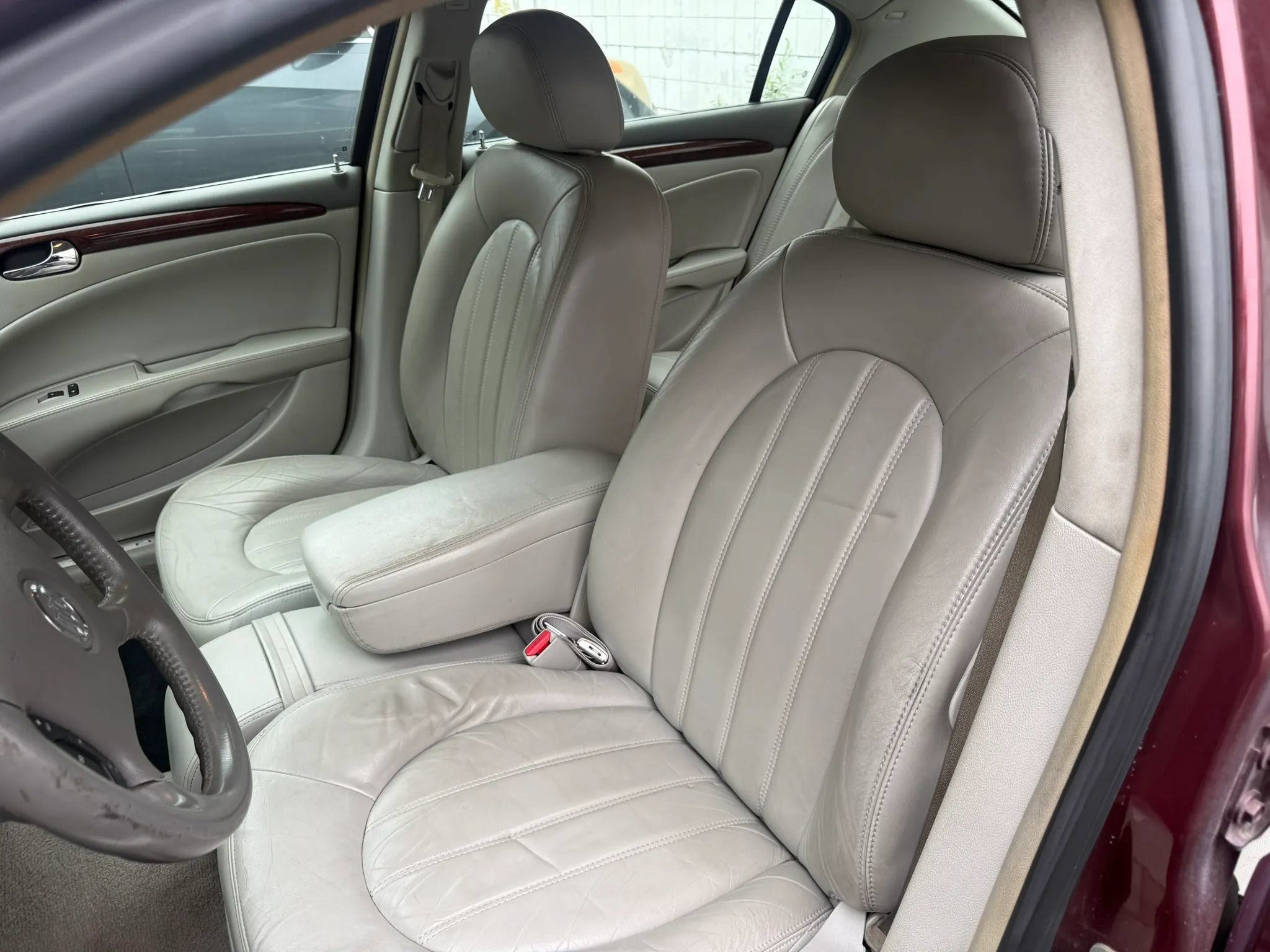 Used 2007 Buick Lucerne CXL w/ Driver Confidence Package FWD image 10