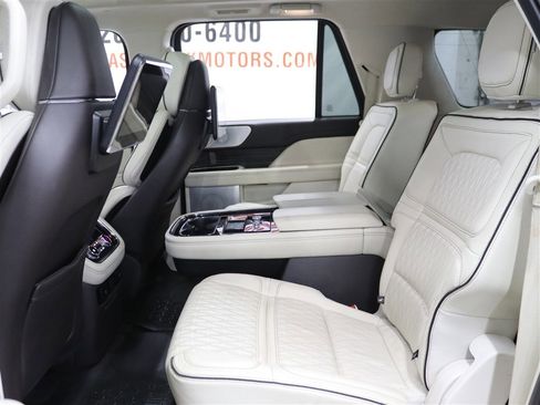 Used 2019 Lincoln Navigator L Black Label image 14