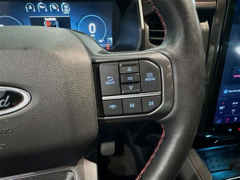 Used 2023 Ford Expedition Limited image 6