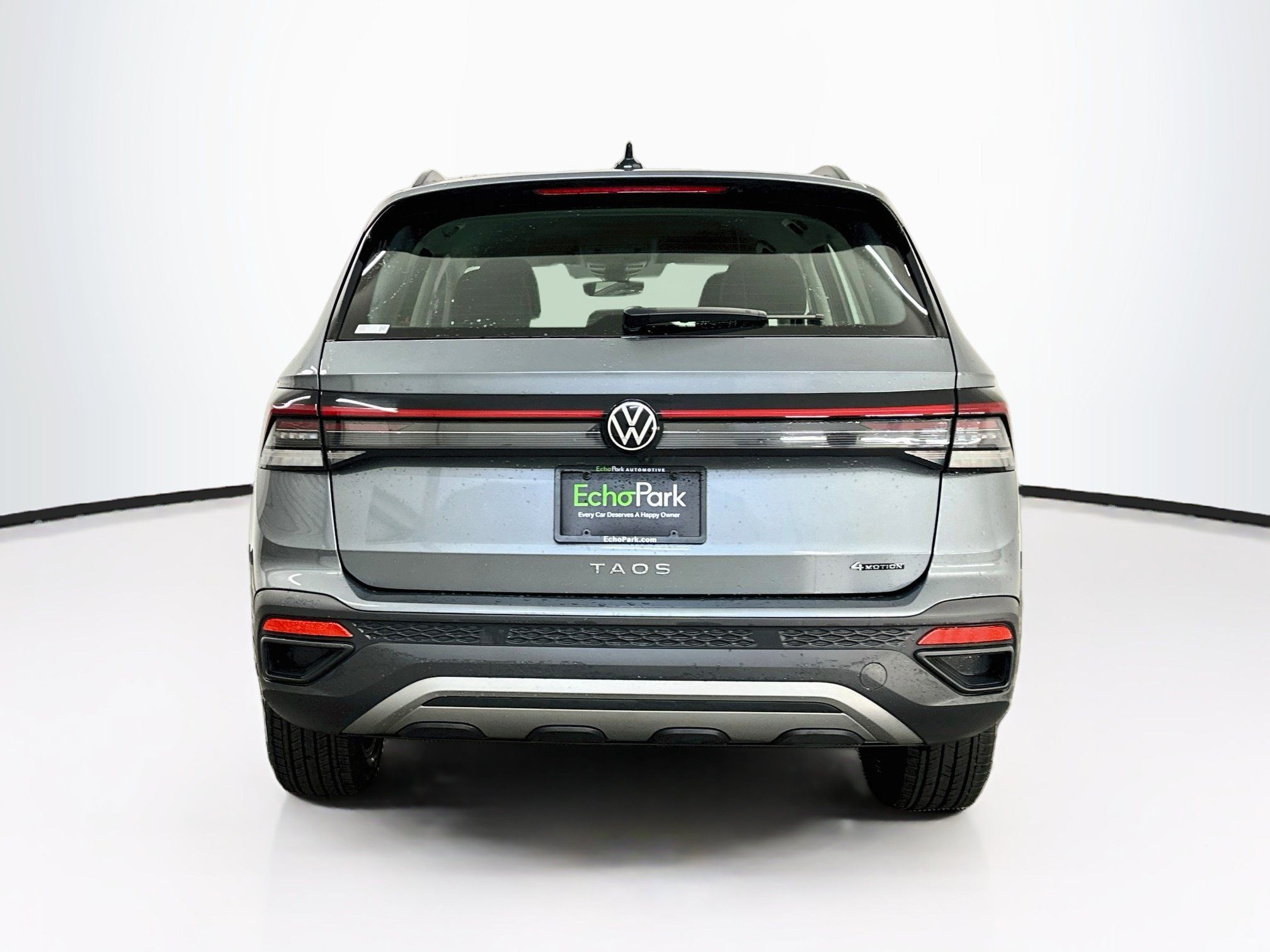 Used 2025 Volkswagen Taos S AWD/4WD image 7