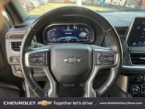 Used 2022 Chevrolet Suburban Z71 AWD/4WD image 14