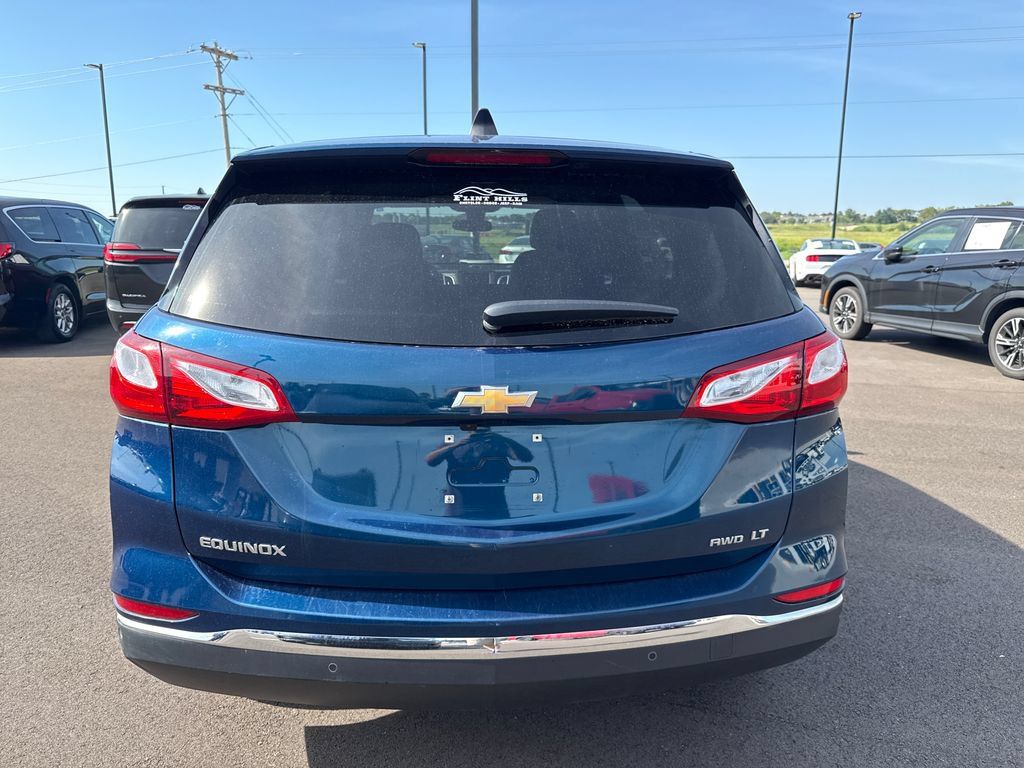 Used 2021 Chevrolet Equinox LT AWD/4WD image 4