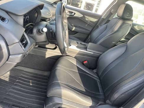 Used 2023 Acura TLX image 10