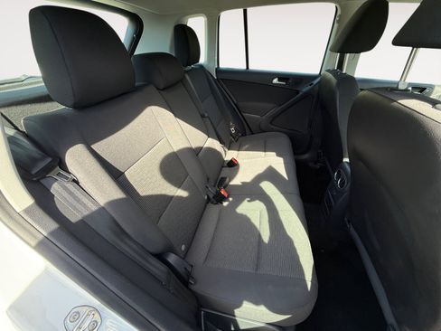 Used 2017 Volkswagen Tiguan S AWD/4WD image 18