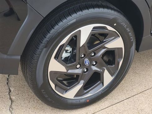 New 2025 Subaru Crosstrek 2.5i Limited w/ Crosstrek Mirror Package image 6